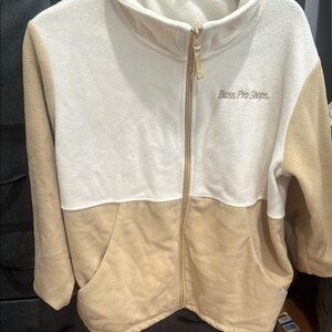 Bass Pro Shops women Tan and White Jacket